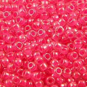 TOHO Round 8/0 Luminous Neon Pink (10g)
