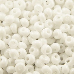 Koraliki TOHO Magatama 4mm Opaque White (10g)