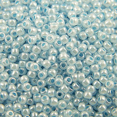 TOHO Round 11/0 Ceylon Forget-Me-Not (10g)