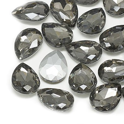 Kaboszon łza fasetowana ze szkła 18x13x5mm szary (1szt)