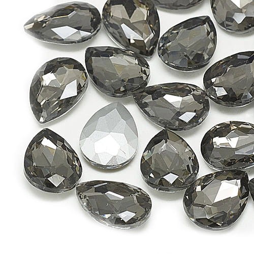 Kaboszon łza fasetowana ze szkła 18x13x5mm szary (1szt)