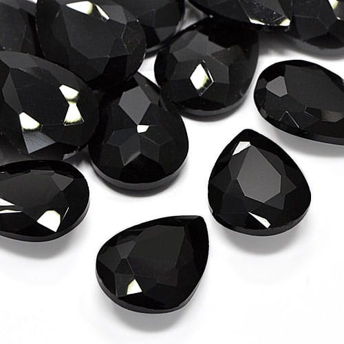 Kaboszon łza fasetowana ze szkła 25x18x7mm czarny (1szt.)