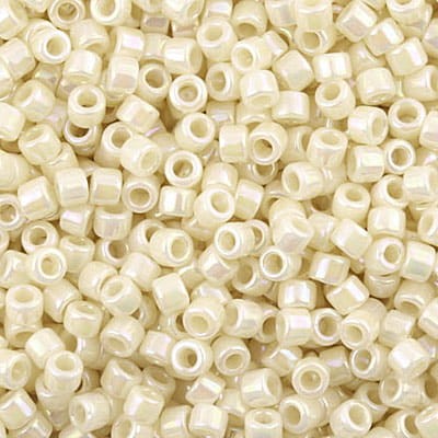 miyuki-delica-11-0-db0157-opaque-ivory-ab-koraliki-handmade-kremowe