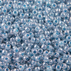 TOHO Round 8/0 Ceylon Denim Blue (10g)