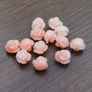 Róża koral syntetyczny 10x10x8mm jasny róż (1szt.)
