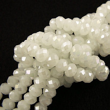 Oponki fasetowane ze szkła 8x6mm mleczne z połyskiem (20szt)