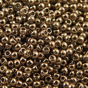 TOHO Round 8/0 Gold-Lustered Montana Blue (10g)