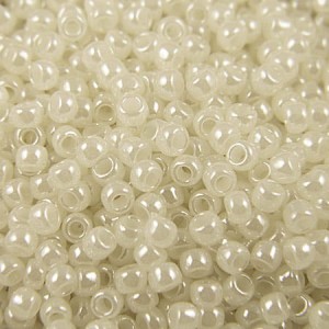 Koraliki TOHO Round 8/0 Gold Luster Cream (10g)