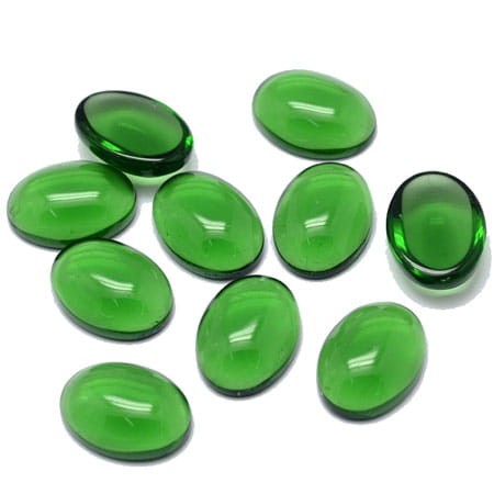 Kaboszon owal ze szkła 18mmx13mm zielony (1szt)
