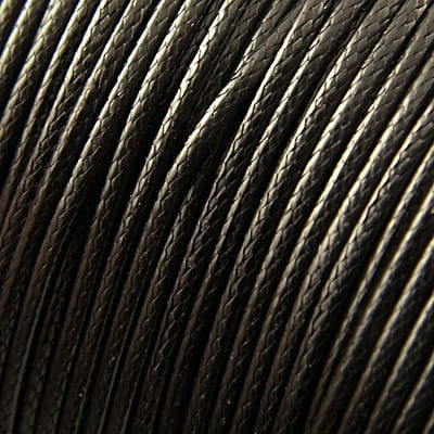 Sznurek lakierowany błyszczący 1.5mm czarny (3metry)