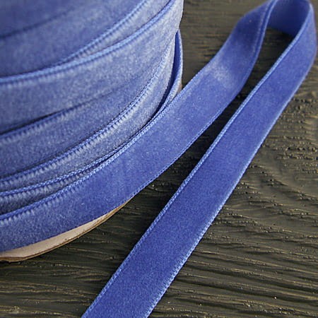 ciemnoniebieska-aksamitka-welurowa-baza-do-chokerow