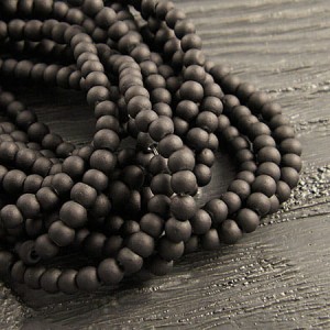 Kulki oszronione ze szkła 4mm czarne (200szt.)