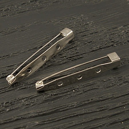 Baza broszki z metalu podłużna 40mm ciemna srebrna (4szt.)