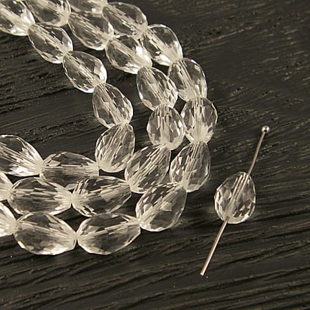 Krople fasetowane ze szkła 11x7.5mm przezroczyste (10szt.)