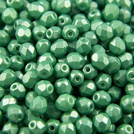 perlowe-koraliki-szklane-fire-polish-4mm-pearl-shine-light-green