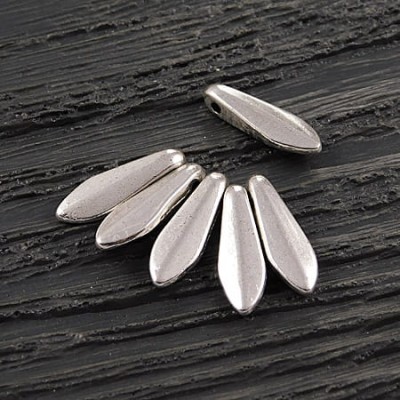 Zawieszka grot z metalu 15.5x5mm ciemno srebrna (10szt.)