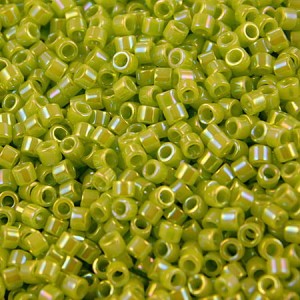 Koraliki Miyuki Delica 11/0 DB0169 Opaque Lime AB (5g)