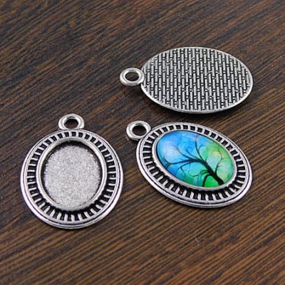 Baza z metalu do kaboszonów 18mmx13mm ciemna srebrna (2szt)