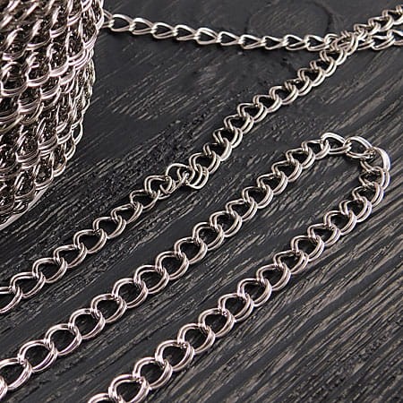 Łańcuszek metalowy podwójny 8x7mm ciemny srebrny (1metr)