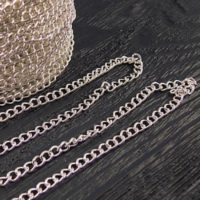 Łańcuszek metalowy 5x4mm srebrny (1metr)
