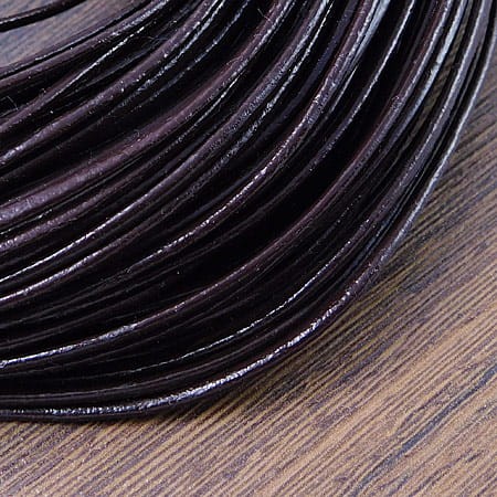 Rzemień okrągły ze skóry naturalnej 2mm ciemny brąz (1metr)