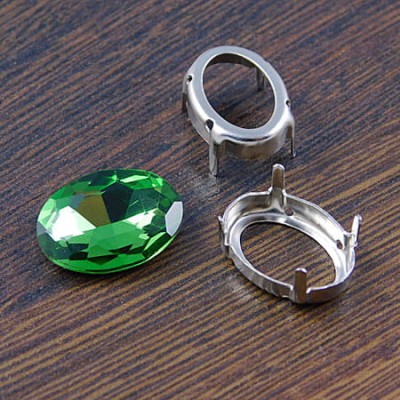 Oprawa z metalu do kaboszonów owalnych 18x13mm ciemna srebrna (2szt)