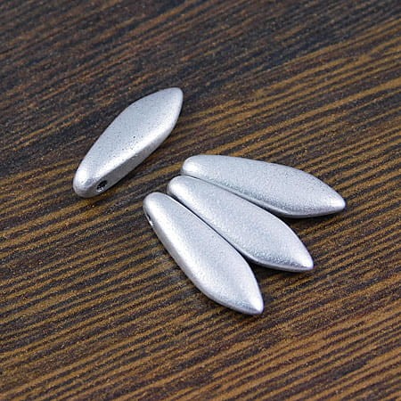 Koraliki Dagger ze szkła 16x5mm Aluminium Silver (6szt)