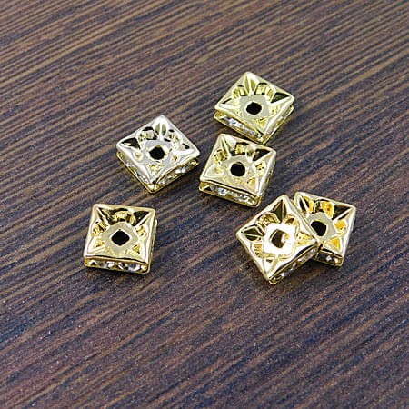 Przekładka kwadrat z metalu z cyrkoniami 8x8mm złoto-przezroczysta (1szt)