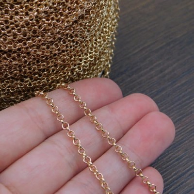 Łańcuszek metalowy okrągły 2.5x0.8mm jasny złoty (1metr)