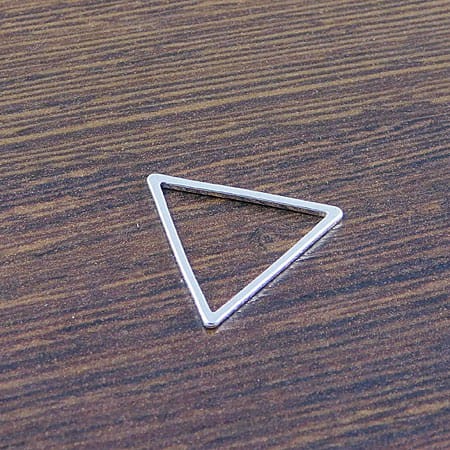 Baza trójkąt z metalu 19.5x1mm srebrna (4szt)