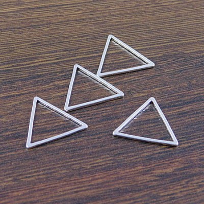 Baza trójkąt z metalu 19.5x1mm srebrna (4szt)