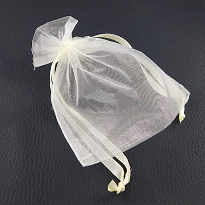 woreczek-organza-prezentowy-15x10cm-kremowy-na-bizuterie