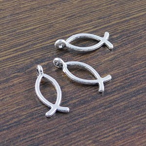 Zawieszka rybka metalowa antyczne srebro 20x8mm (4szt.)