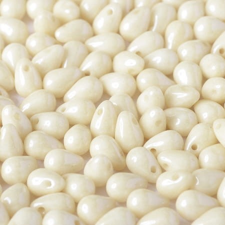 Koraliki Teardrop ze szkła 6x4mm Chalk White Champagne Luster (20szt.)