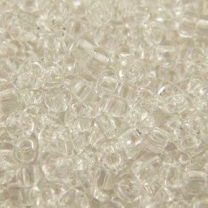TOHO Round 8/0 Transparent Crystal (10g)