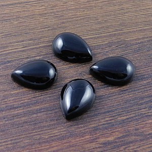 Kaboszon jadeit czarny łza 18-19x13x5mm (1szt)