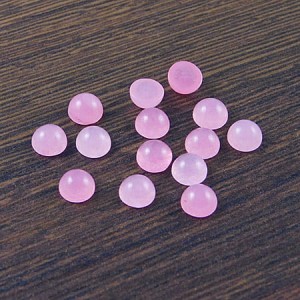 Kaboszon jadeit różowy koło 6x3.5mm (1szt.)