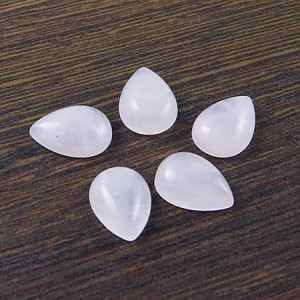 Kaboszon kwarc różowy łza 14x10x4.5mm (1szt.)