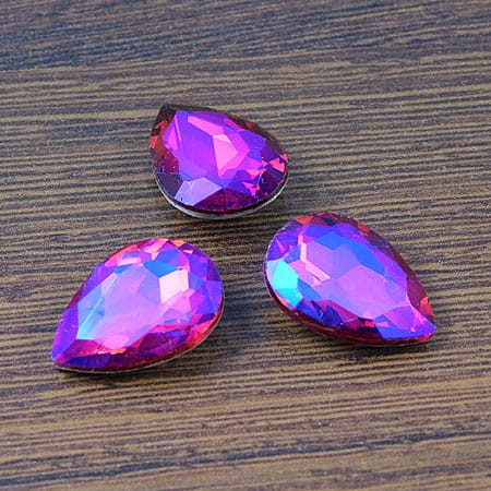 Kaboszon łza fasetowana ze szkła 18x13x5mm fuksja-fiolet (1szt.)