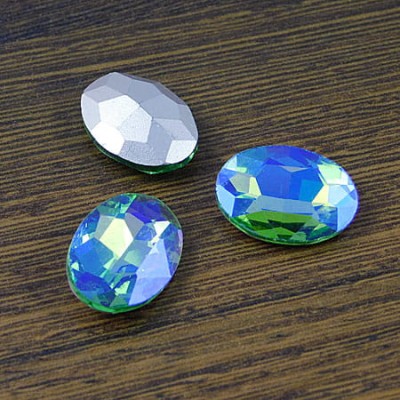 Kaboszon owal fasetowany ze szkła 18x13x5mm zielono-szafirowy (1szt)