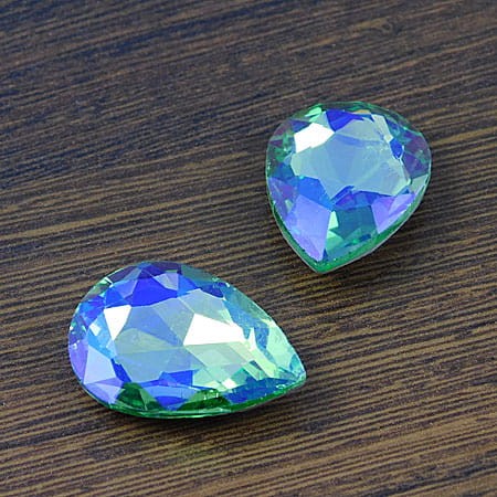 Kaboszon łza fasetowana ze szkła 25x18x7mm zielono-szafirowa (1szt.)