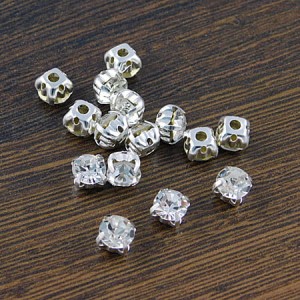 Kaboszon okrągły w oprawie ze szkła 6x6mm przezroczysty (6szt.)