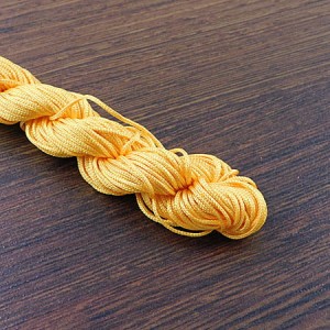 Żółty sznurek nylonowy 1mm do bransoletek Shamballa makramy (25m)