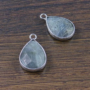 Zawieszka łza labradoryt w ciemno srebrnej metalowej oprawie 23x14mm (1szt.)