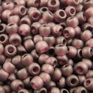 TOHO Round 8/0 Transparent-Frosted Amethyst (10g)