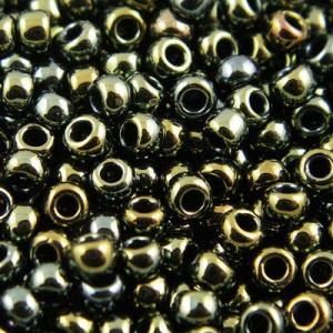 TOHO 8/0 Metallic Iris Green/Brown (10gram)