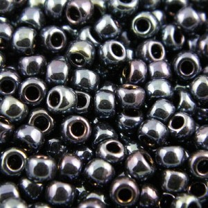 TOHO Round 8/0 Metallic Cosmos (10g)