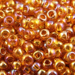 TOHO Round 8/0 Trans-Rainbow Topaz (10g)