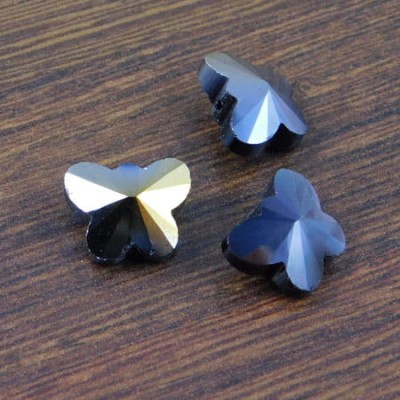 Motylki szlifowane ze szkła 15x12mm czarne AB (2szt)