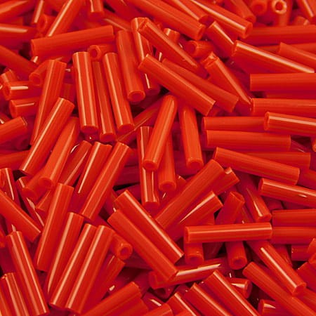 TOHO Bugle 9mm Opaque Pepper Red (10g)